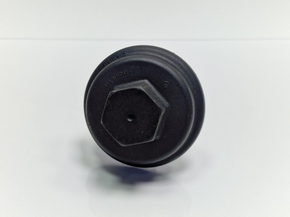 Capac filtru ulei VOLKSWAGEN PASSAT Variant 3C5 2005 - 20111.9 TDI BKC, BLS, BXE 045117061F