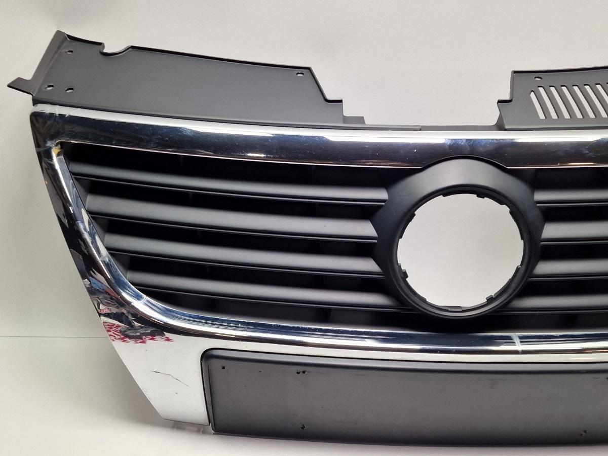 Grila superioara bara  fata VOLKSWAGEN PASSAT Variant 3C5 2005 - 20111.9 TDI BKC, BLS, BXE 3C0853651