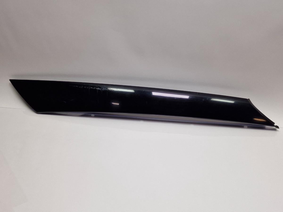 Ornament parbriz stanga SKODA FABIA II 542 2006 - 20141.2 1.2 1.2 BBM, CHFA 5J6853263