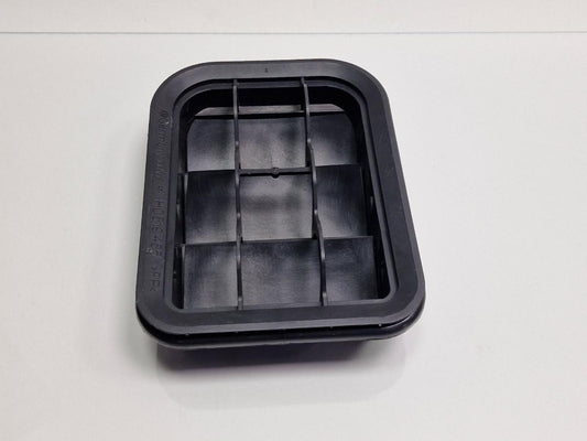 Grila ventilatie aripi spate SKODA OCTAVIA II Combi 1Z5 2004 - 2013 2.0 TDI 16V BKD, CFHC, CLCB 1H0819465E