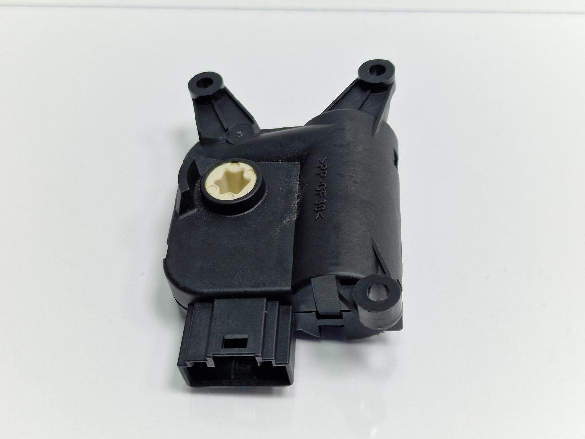 Motoras aeroterma V70 SKODA OCTAVIA II Combi 1Z5 2004 - 20132.0 TDI 16V BKD, CFHC, CLCB BOSCH 0132801345 1K0907511