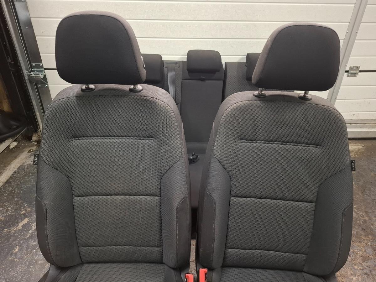 Set scaune auto VOLKSWAGEN GOLF VII 5G1 2013 2.0 TDi BlueMotion 110KW|150HP 2013