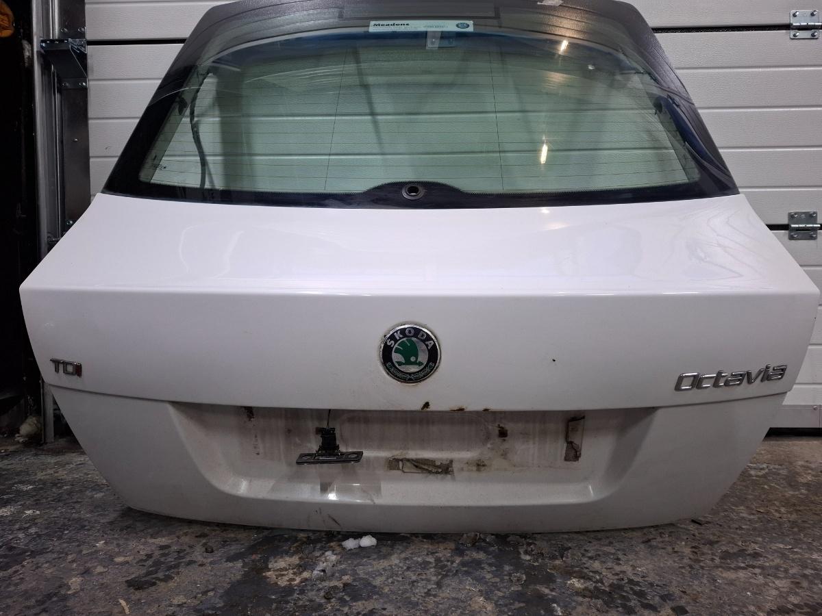 Haion portbagaj SKODA OCTAVIA 2 FACELIFT 1Z3 2009 - 2013 , ALB LF9E