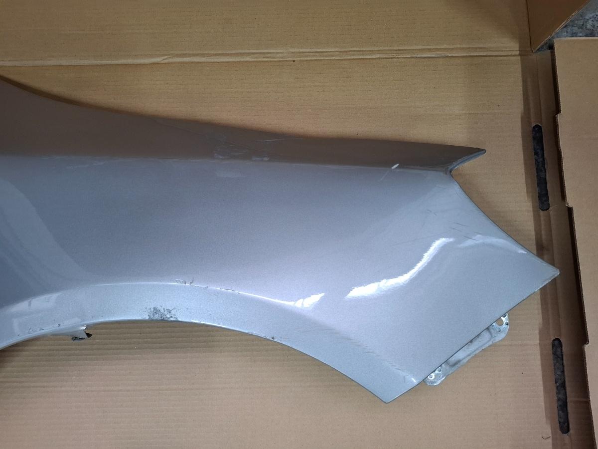 Aripa fata dreapta LF8H SKODA FABIA II 542 2006 - 2014