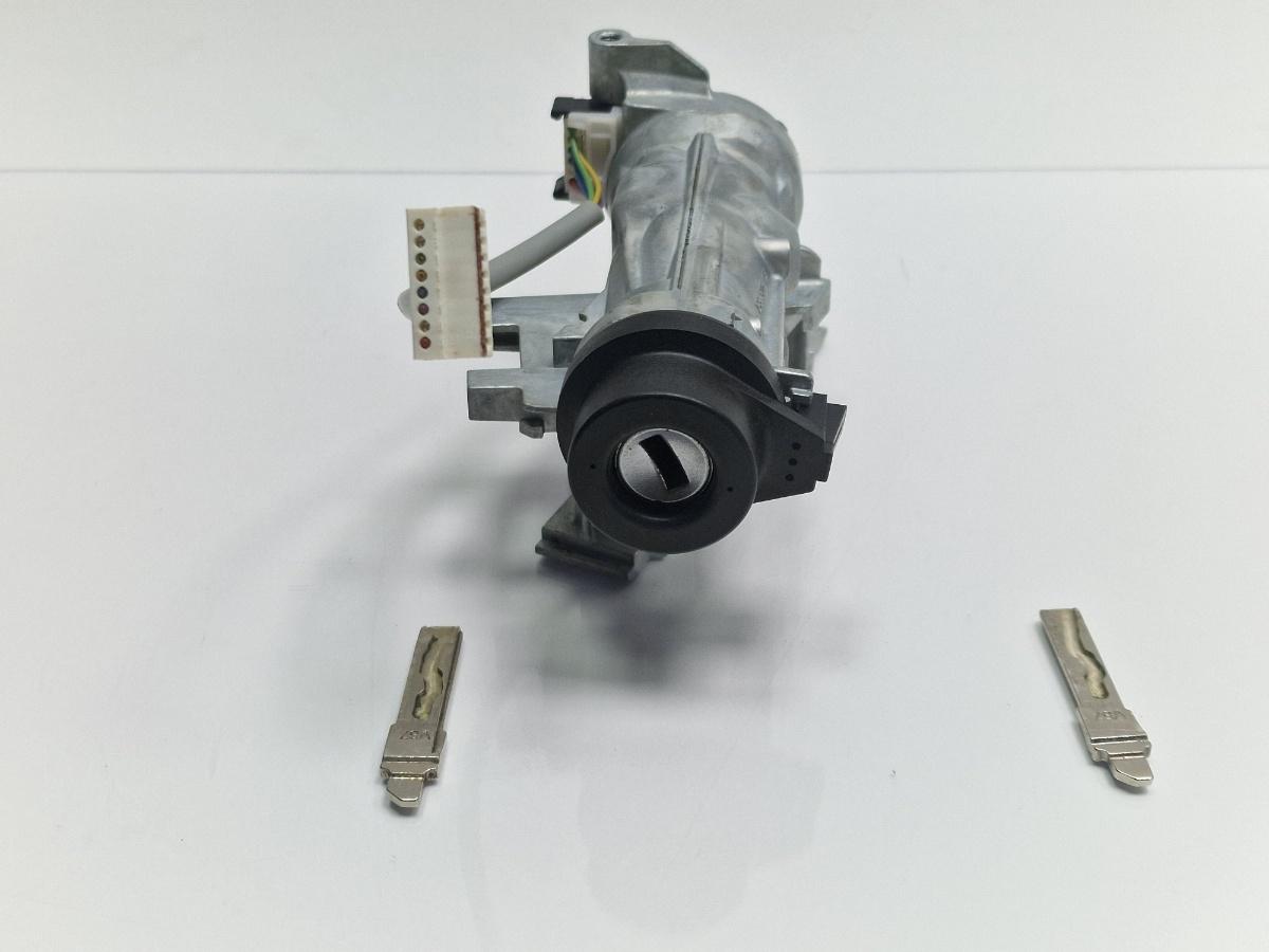 Contact cu lame VOLKSWAGEN GOLF VII 5G1 2013 2.0 TDi BlueMotion 110KW|150HP 2013