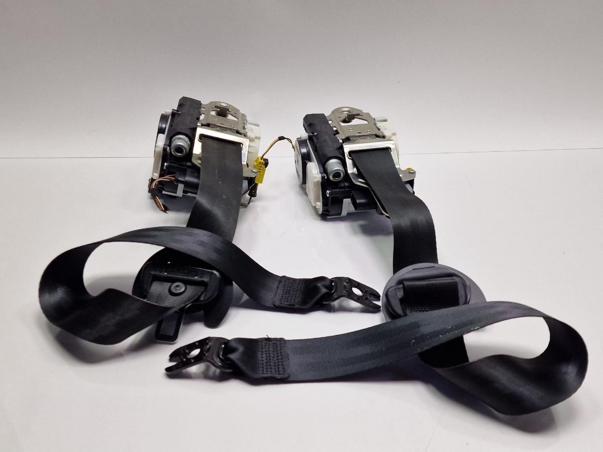 Centuri siguranta fata VOLKSWAGEN GOLF VII 5G1 2012 - 2019 5G4857705N / 5G4857706N