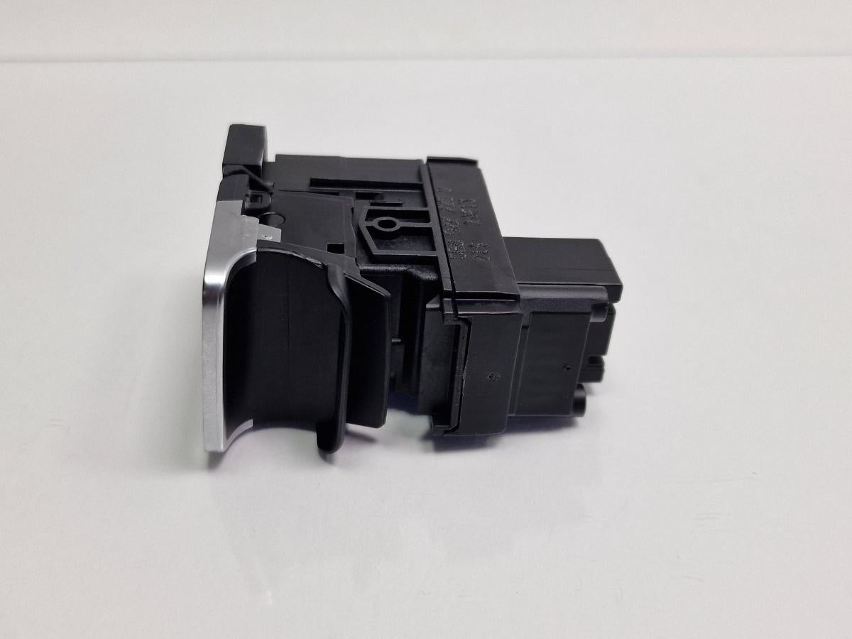 Buton frana de mana cu auto hold VOLKSWAGEN GOLF VII 5G1 2013 2.0 TDi BlueMotion 110KW|150HP 2013