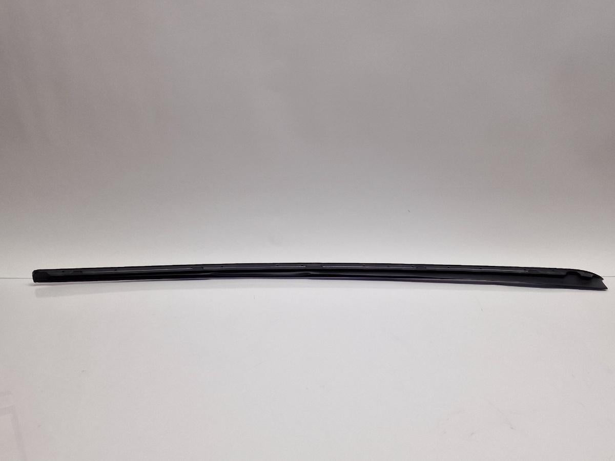Cheder parbriz dreapta VOLKSWAGEN GOLF VII 5G1 2013 2.0 TDi BlueMotion 110KW|150HP 2013