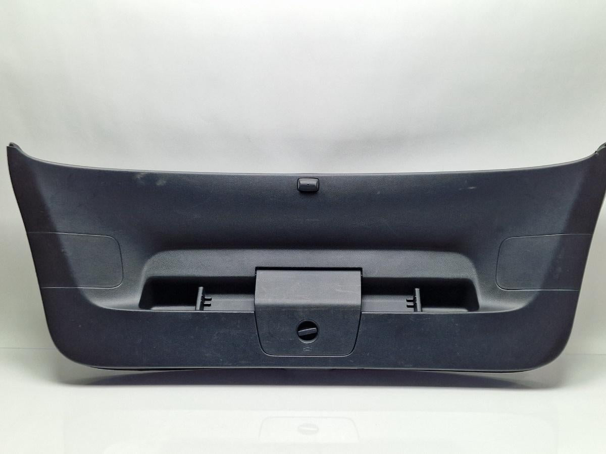 Ornament capac haion VOLKSWAGEN GOLF VII 5G1 2013 2.0 TDi BlueMotion 110KW|150HP 2013