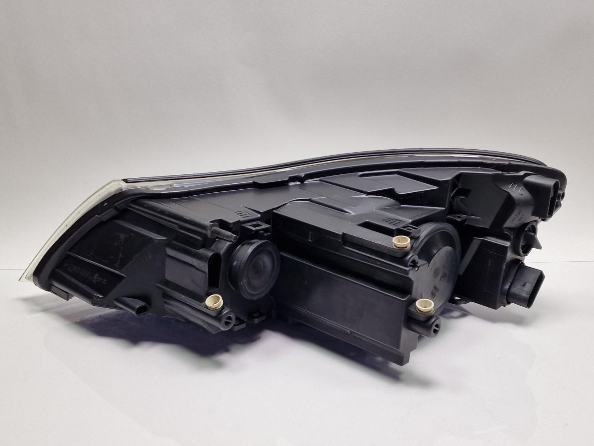 Far halogen cu lupa dreapta SKODA OCTAVIA 1Z3 2004 - 2013 2.0 TDI 16V BKD, CFHC, CLCB 1Z2941018P volan dreapta