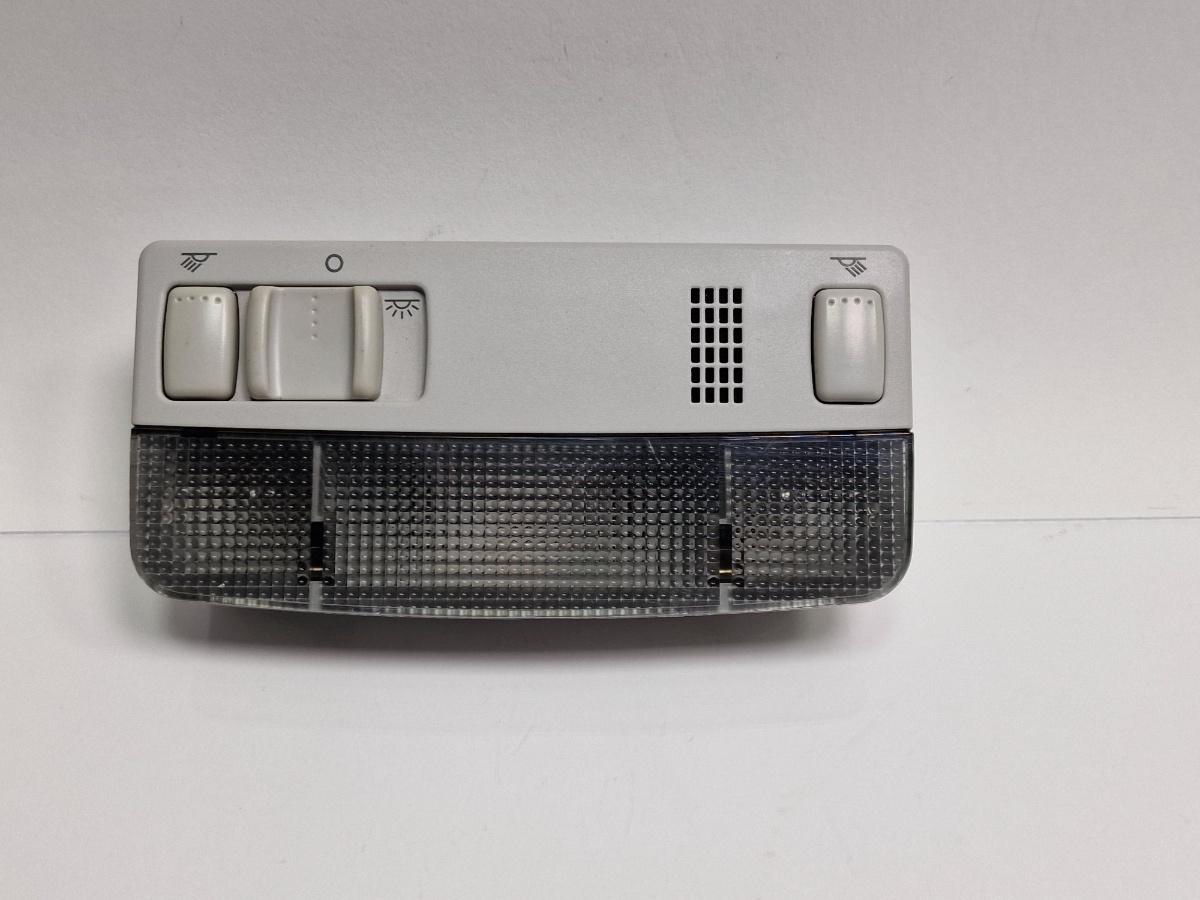 Plafoniera lumini SKODA OCTAVIA 1Z3 2004 - 2013 2.0 TDI 16V BKD, CFHC, CLCB 3B0947105C