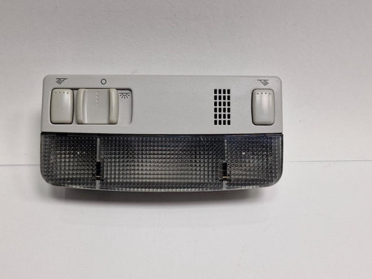 Plafoniera lumini SKODA OCTAVIA 1Z3 2004 - 2013 2.0 TDI 16V BKD, CFHC, CLCB 3B0947105C