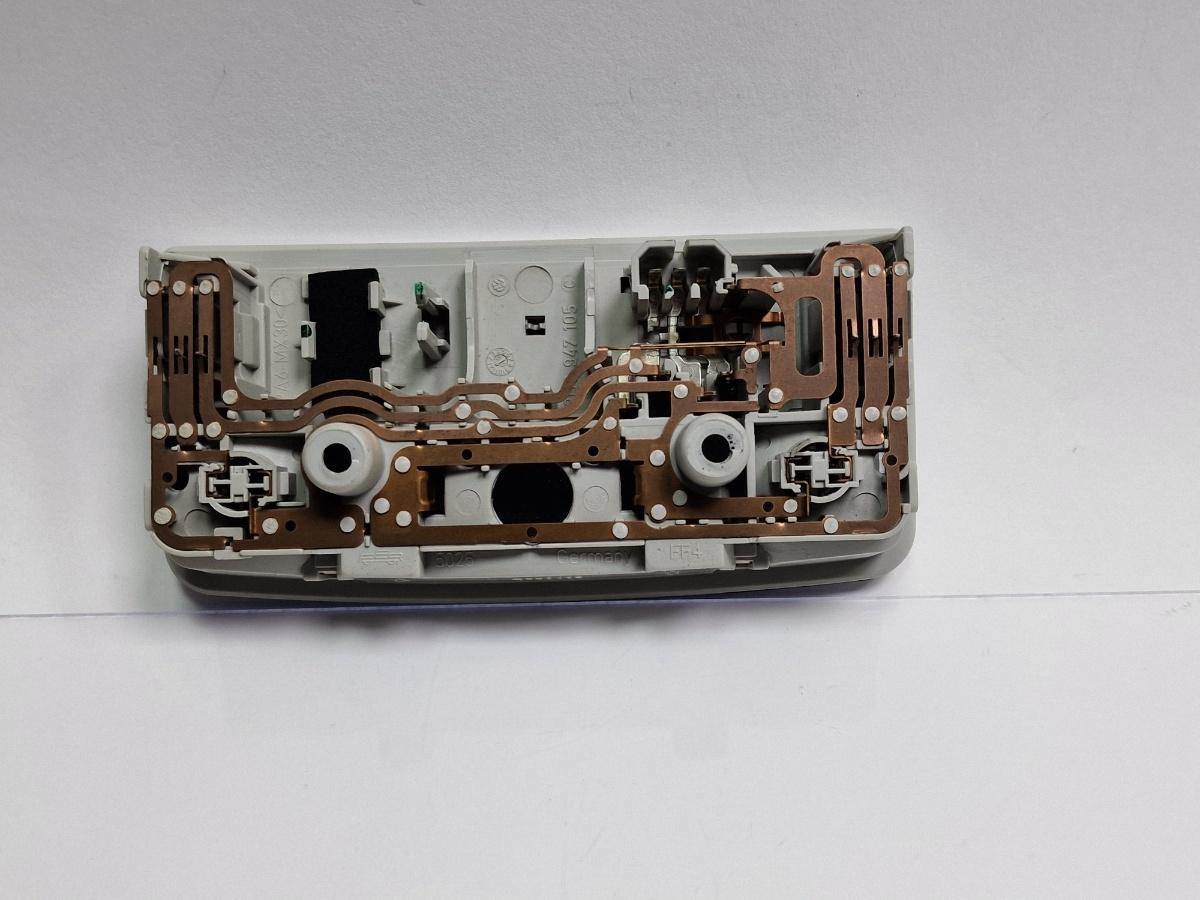 Plafoniera lumini SKODA OCTAVIA 1Z3 2004 - 2013 2.0 TDI 16V BKD, CFHC, CLCB 3B0947105C