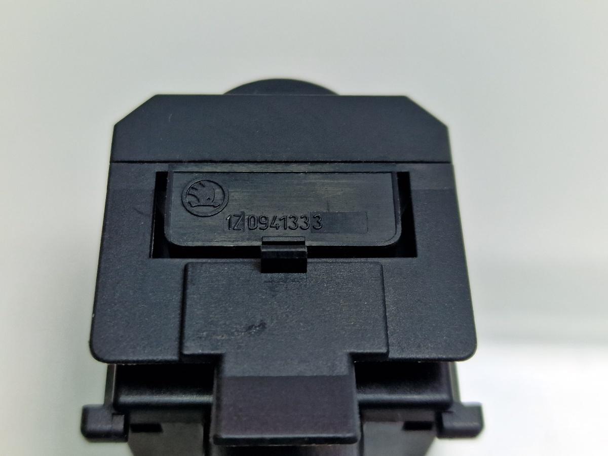 Buton reglaj nivel faruri SKODA OCTAVIA 1Z3 2004 - 2013 2.0 TDI 16V BKD, CFHC, CLCB 1Z0941333
