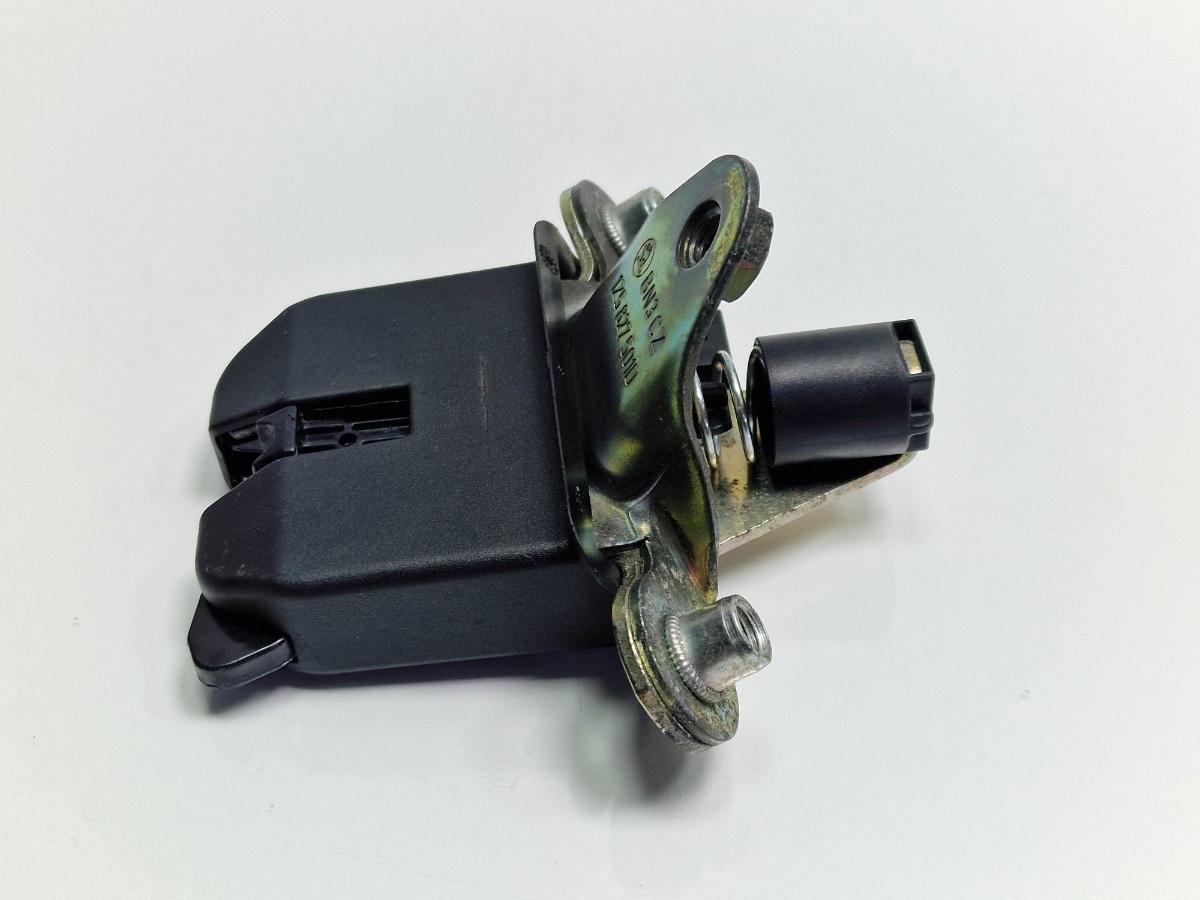 Broasca haion SKODA OCTAVIA 1Z3 2004 - 2013 2.0 TDI 16V BKD, CFHC, CLCB 1Z5827501D