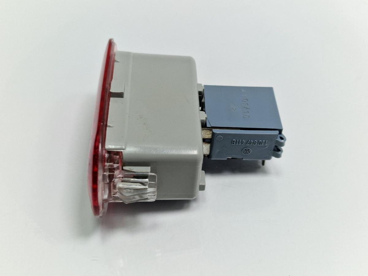Lampa interioara usa fata SKODA OCTAVIA 1Z3 2004 - 2013 2.0 TDI 16V BKD, CFHC, CLCB 1J0947411B