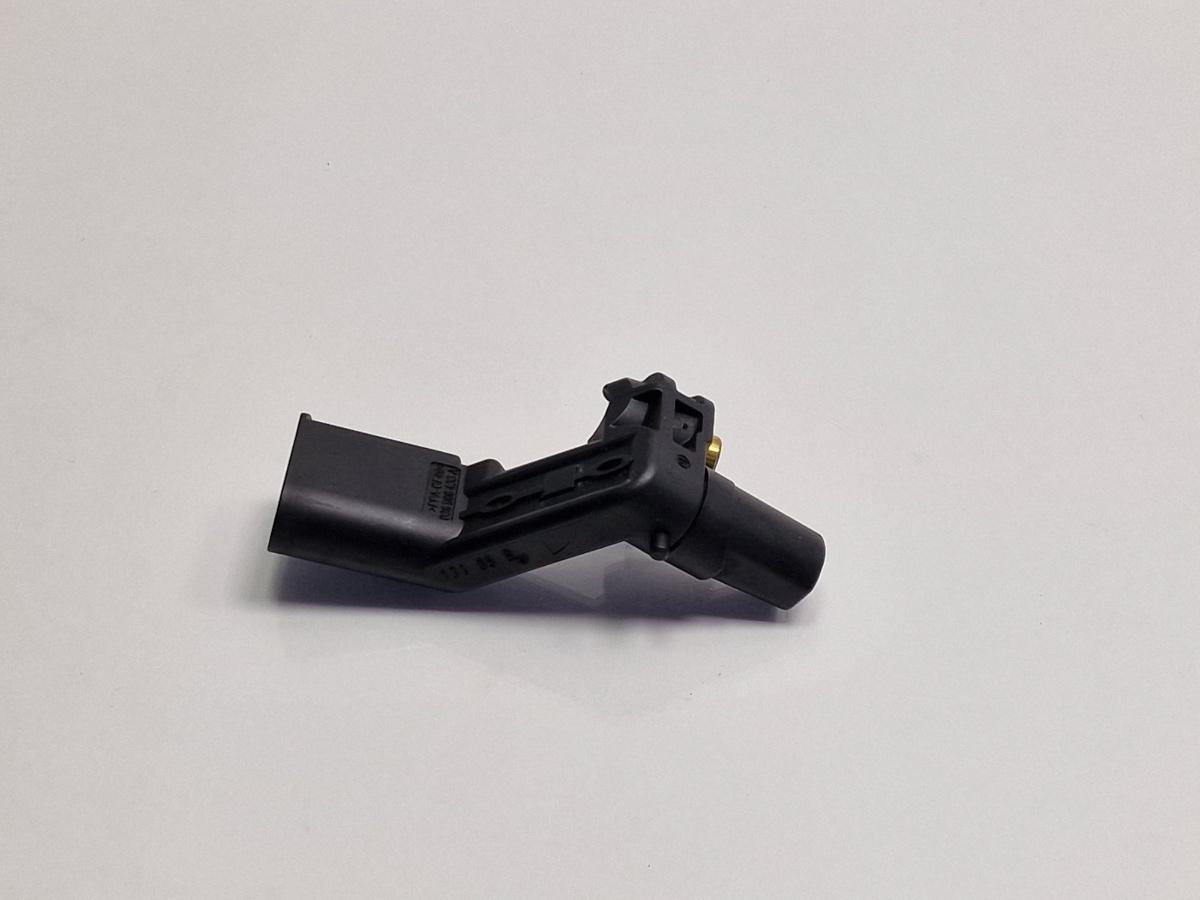 Senzor de pozitie arbore cotit SKODA OCTAVIA 1Z3 2004 - 2013 2.0 TDI 16V BKD, CFHC, CLCB 03G906433A