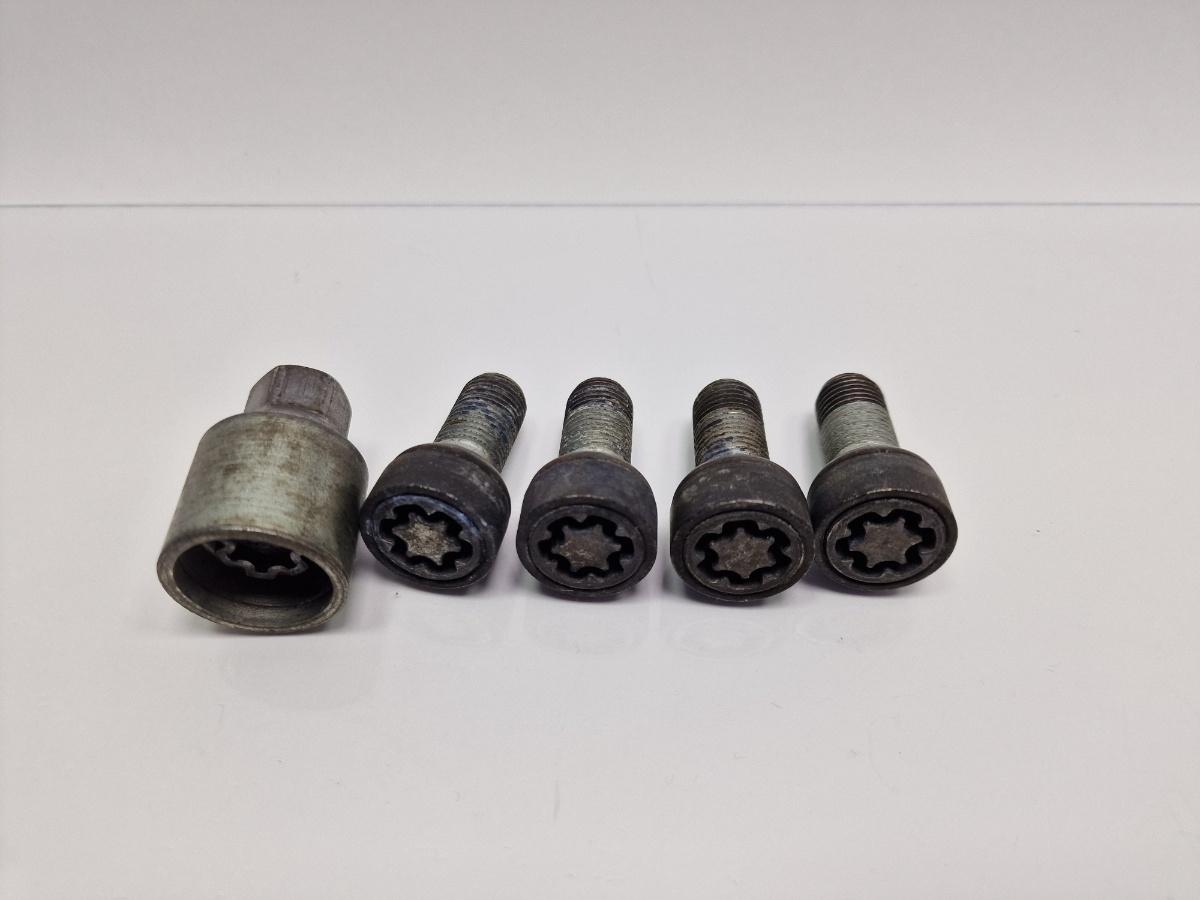Prezoane antifurt SKODA OCTAVIA 1Z3 2004 - 2013 2.0 TDI 16V BKD, CFHC, CLCB 000071597D