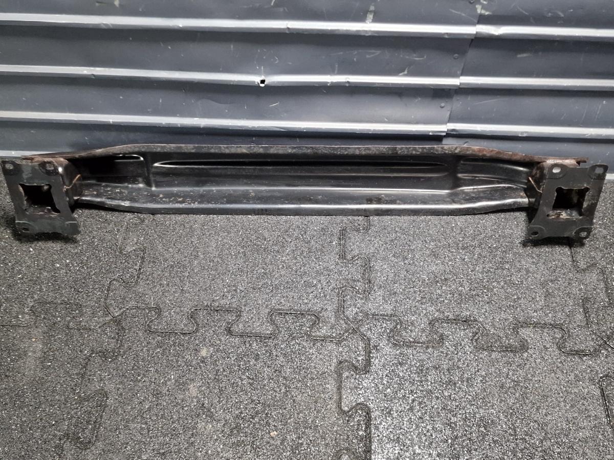 Armătură bară spate VOLKSWAGEN GOLF VII 5G1 2013 2.0 TDi BlueMotion 110KW|150HP 2013