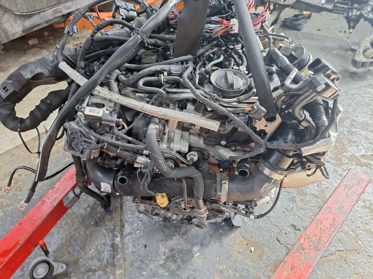 Motor complet cu anexe 2.0 TDI DDC DDCA DDCB AUDI A6 IV Avant 4G5, C7, 4GD 2011 - 2018