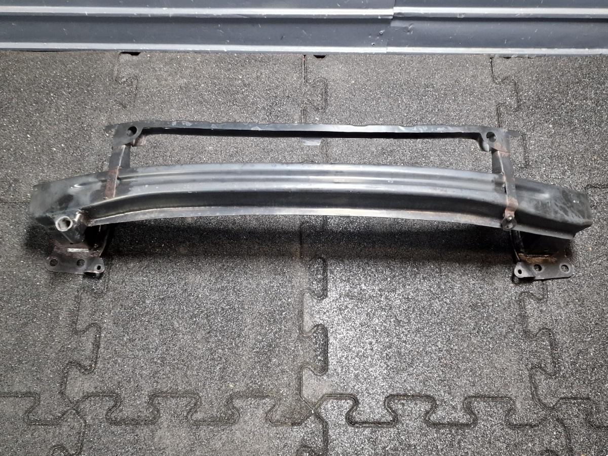 Armatura bara de protectie fata SKODA OCTAVIA II Combi 1Z5 2004 - 2013 2.0 TDI 16V BKD, CFHC, CLCB 1Z0807111