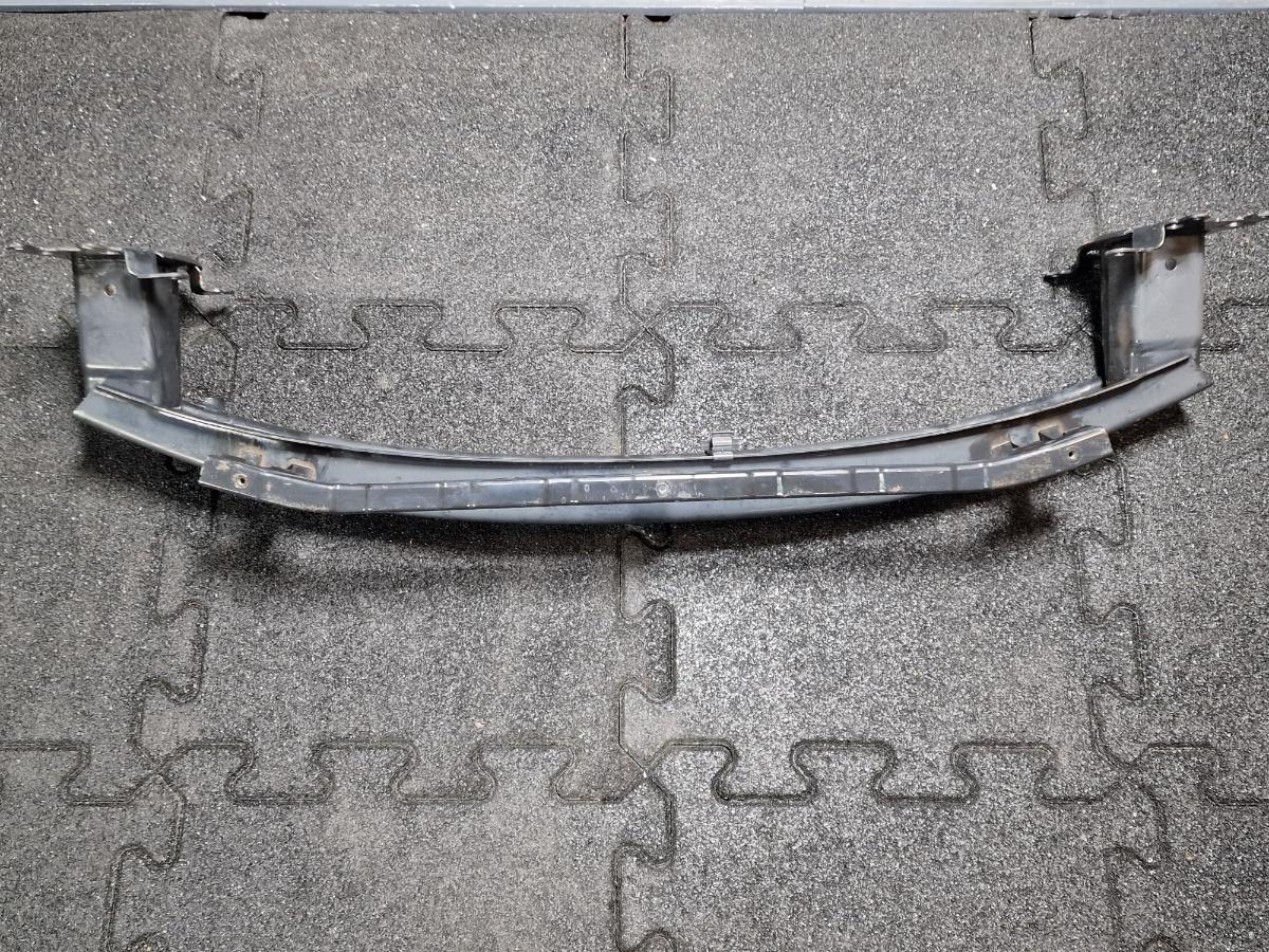 Armatura bara de protectie fata SKODA OCTAVIA II Combi 1Z5 2004 - 2013 2.0 TDI 16V BKD, CFHC, CLCB 1Z0807111