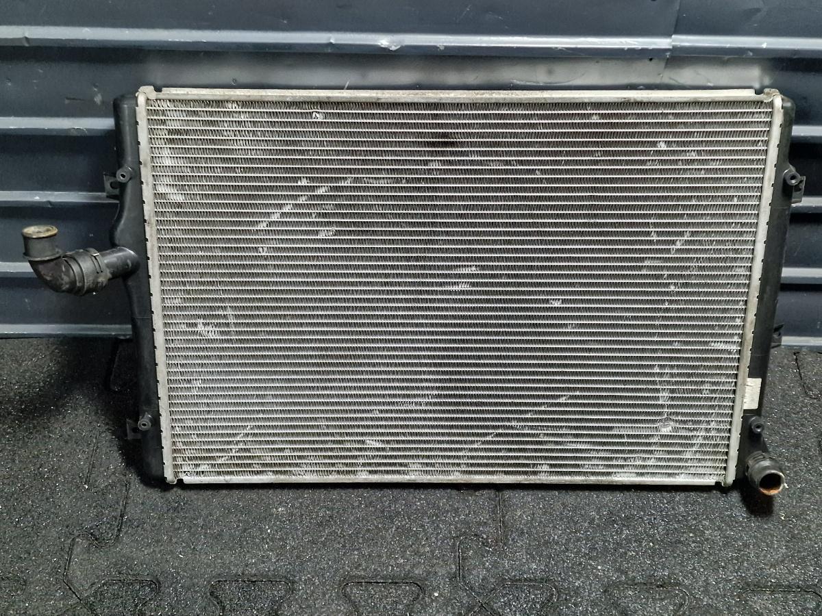 Radiator apa SKODA OCTAVIA II Combi 1Z5 2004 - 2013 2.0 TDI 16V BKD, CFHC, CLCB 1K0121251DM