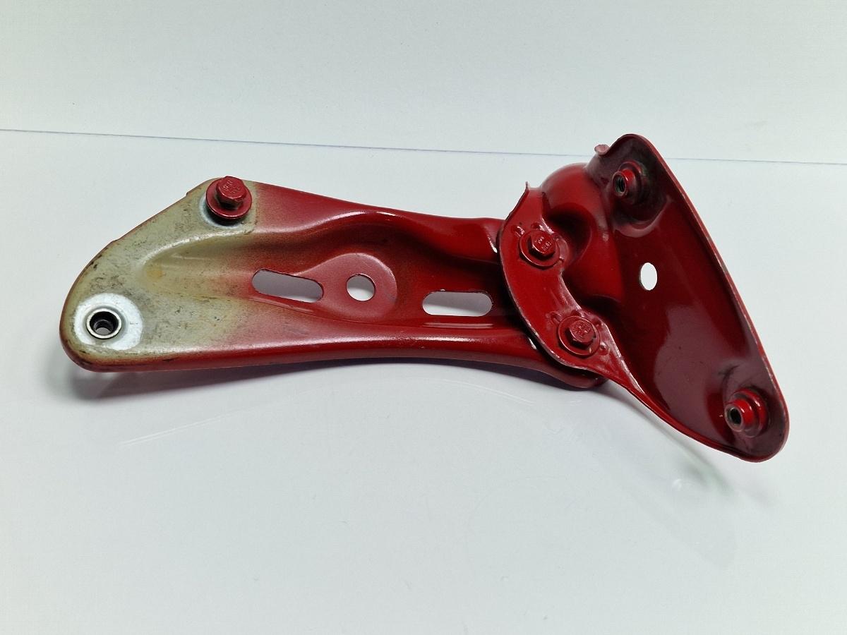 Suport aripa dreapta fata SKODA OCTAVIA II Combi 1Z5 2004 - 2013 2.0 TDI 16V BKD, CFHC, CLCB 1Z0821142