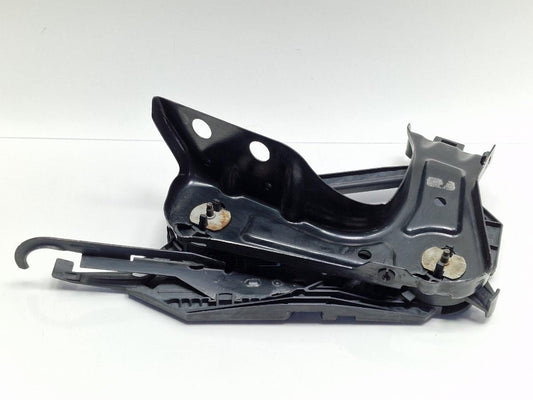 Suport montare far dreapta SKODA OCTAVIA II Combi 1Z5 2004 - 2013 2.0 TDI 16V BKD, CFHC, CLCB 1Z0941340