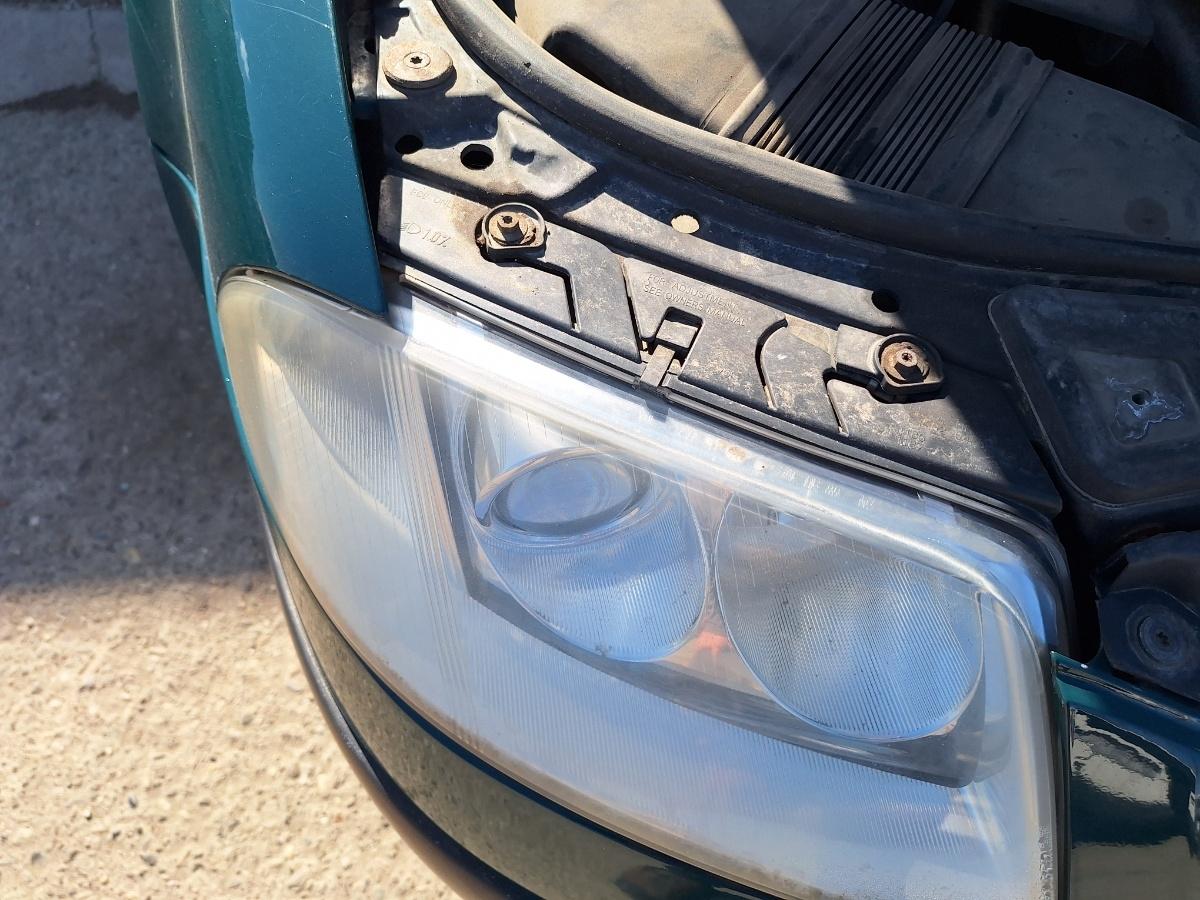 Far dreapta VOLKSWAGEN PASSAT Variant 3B6 2000 1.9 TDI AVF 96KW|130HP 2000