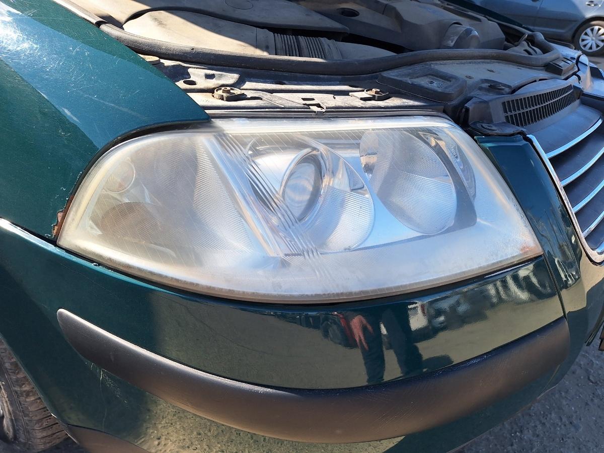 Far dreapta VOLKSWAGEN PASSAT Variant 3B6 2000 1.9 TDI AVF 96KW|130HP 2000