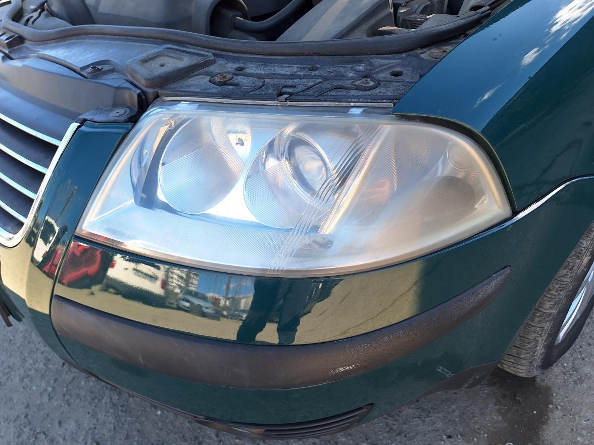 Far stanga VOLKSWAGEN PASSAT Variant 3B6 2000 1.9 TDI AVF 96KW|130HP 2000