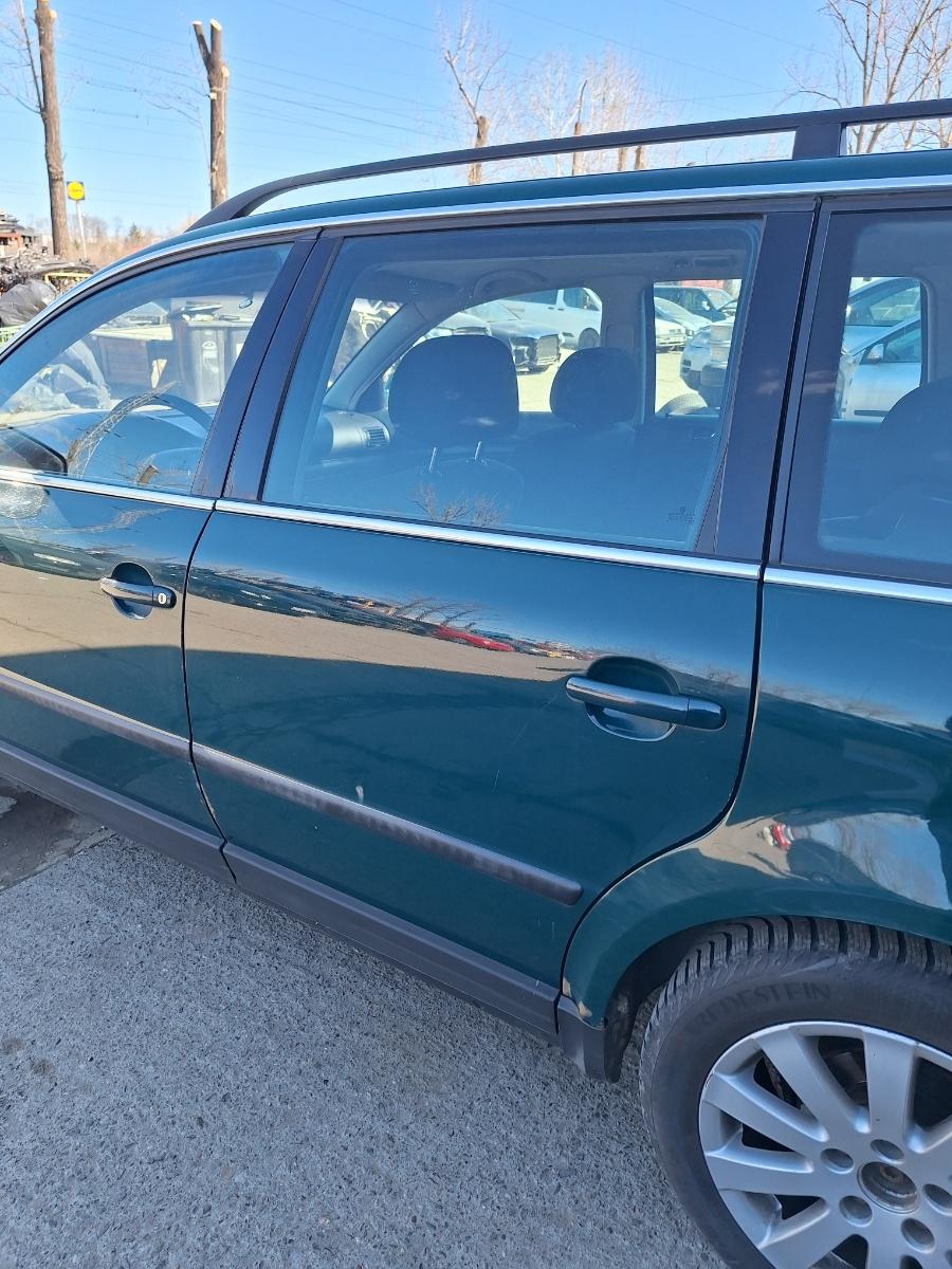 Usa Portieră spate VOLKSWAGEN PASSAT Variant 3B6 2000 1.9 TDI AVF 96KW|130HP 2000