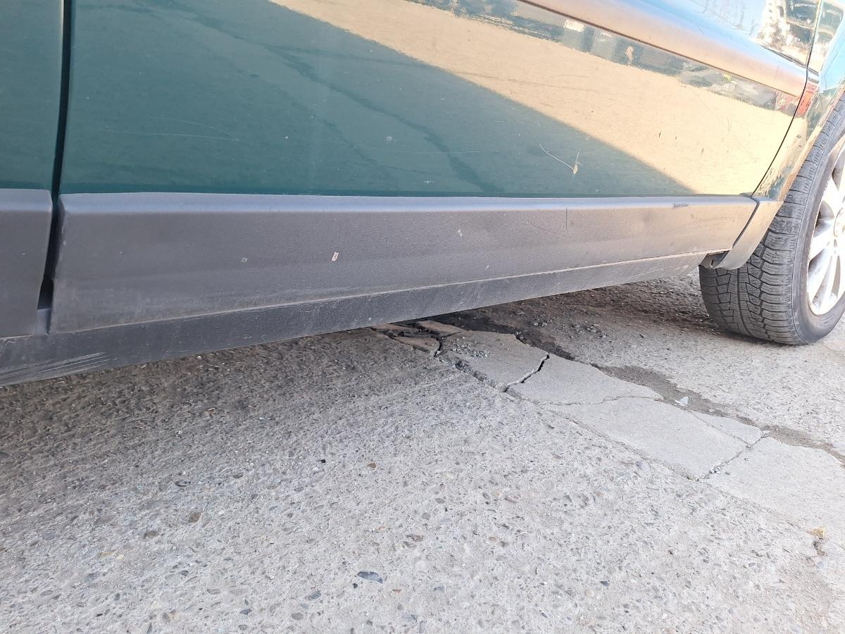 Ornamente portieră față VOLKSWAGEN PASSAT Variant 3B6 2000 1.9 TDI AVF 96KW|130HP 2000
