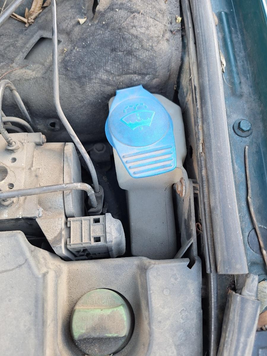 Vas/rezervor lichid de spălare parbriz VOLKSWAGEN PASSAT Variant 3B6 2000 1.9 TDI AVF 96KW|130HP 2000