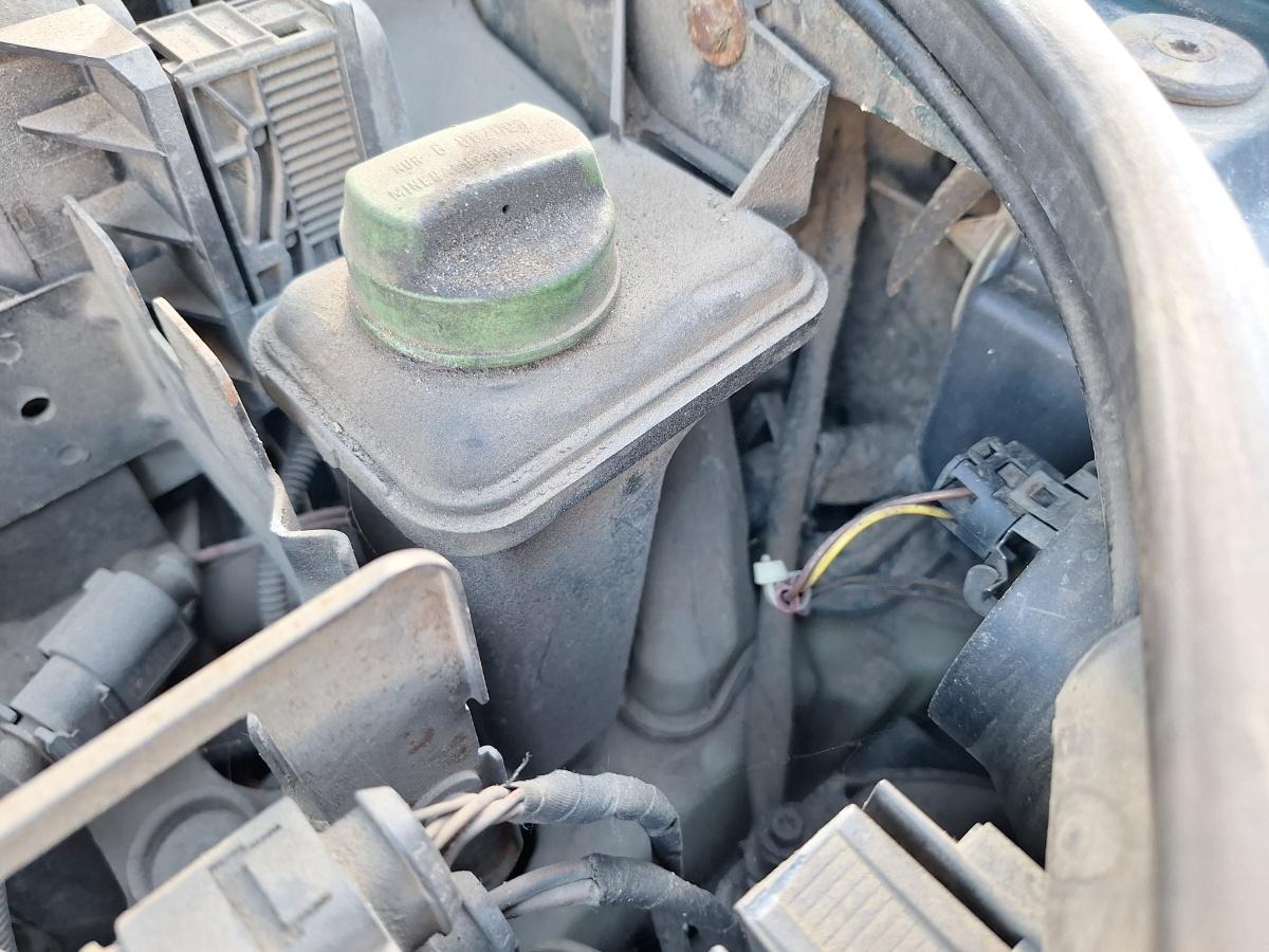 Rezervor lichid servodirecție VOLKSWAGEN PASSAT Variant 3B6 2000 1.9 TDI AVF 96KW|130HP 2000