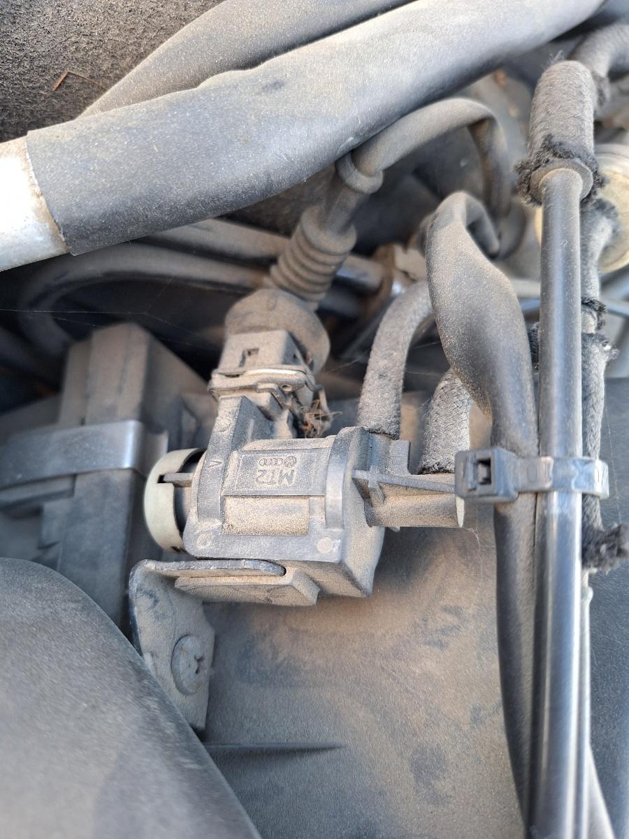Supapă de vacuum VOLKSWAGEN PASSAT Variant 3B6 2000 1.9 TDI AVF 96KW|130HP 2000