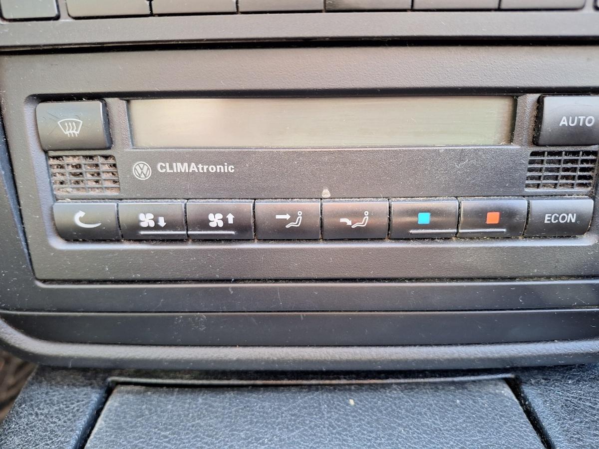 Panou Clima VOLKSWAGEN PASSAT Variant 3B6 2000 1.9 TDI AVF 96KW|130HP 2000