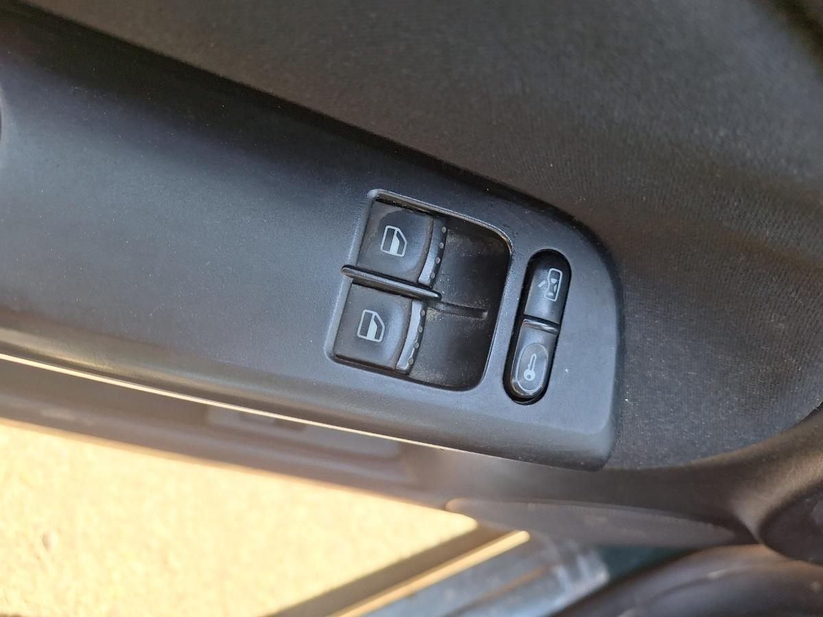 Butoane geamuri electrice VOLKSWAGEN PASSAT Variant 3B6 2000 1.9 TDI AVF 96KW|130HP 2000