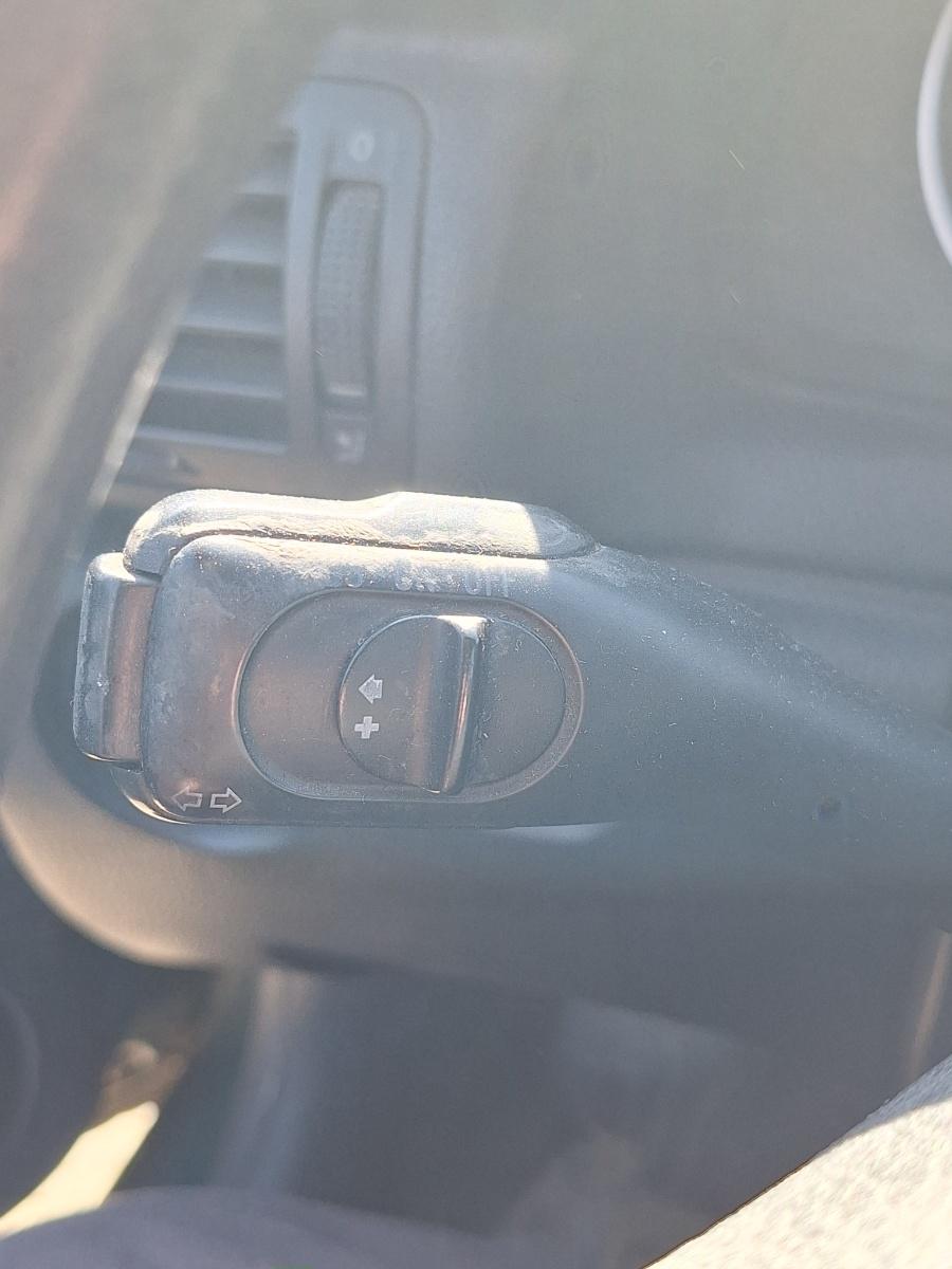 Manetă pilot automat VOLKSWAGEN PASSAT Variant 3B6 2000 1.9 TDI AVF 96KW|130HP 2000