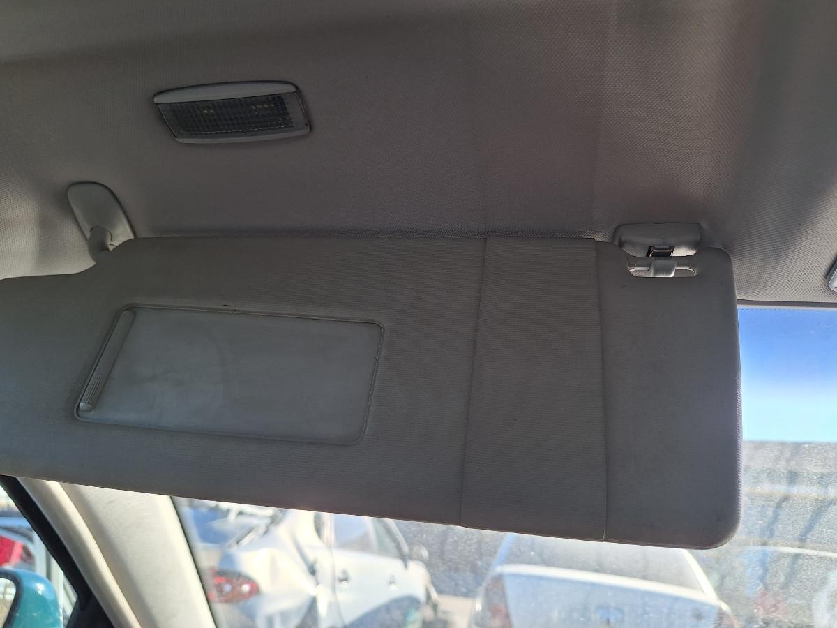 Parasolar stanga VOLKSWAGEN PASSAT Variant 3B6 2000 1.9 TDI AVF 96KW|130HP 2000