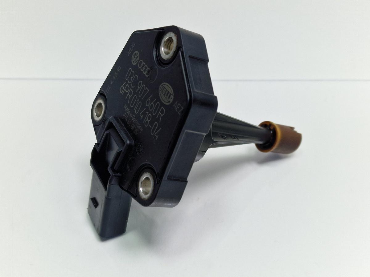 Senzor nivel ulei VOLKSWAGEN TOUAREG 7LA, 7L6, 7L7 2002 - 2013 3.0 TDI BUN, CASB HELLA 6PR01041804 03C907660R