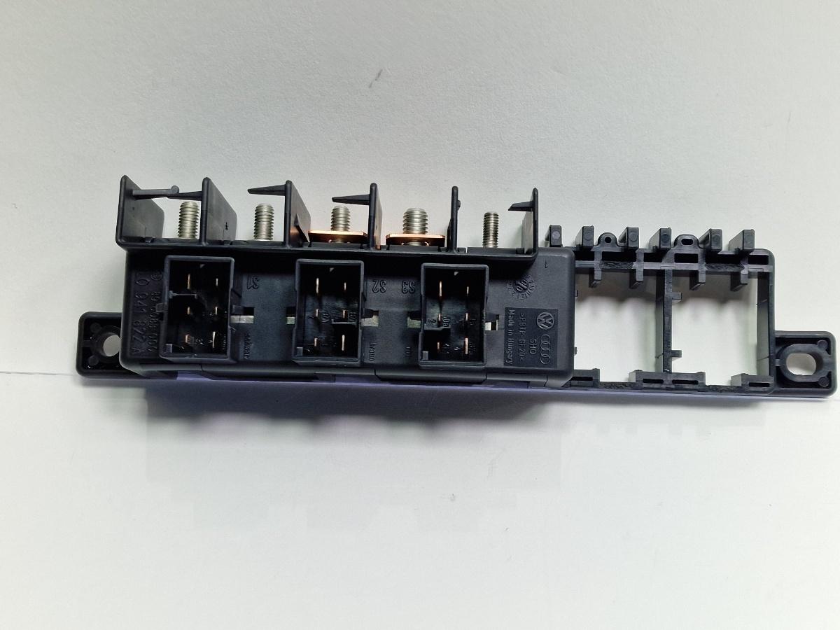 Bloc relee AUDI A4 Avant 8D5, B5 1994 - 2001 1.6 1.6 1.6 ALZ 8L0941822A