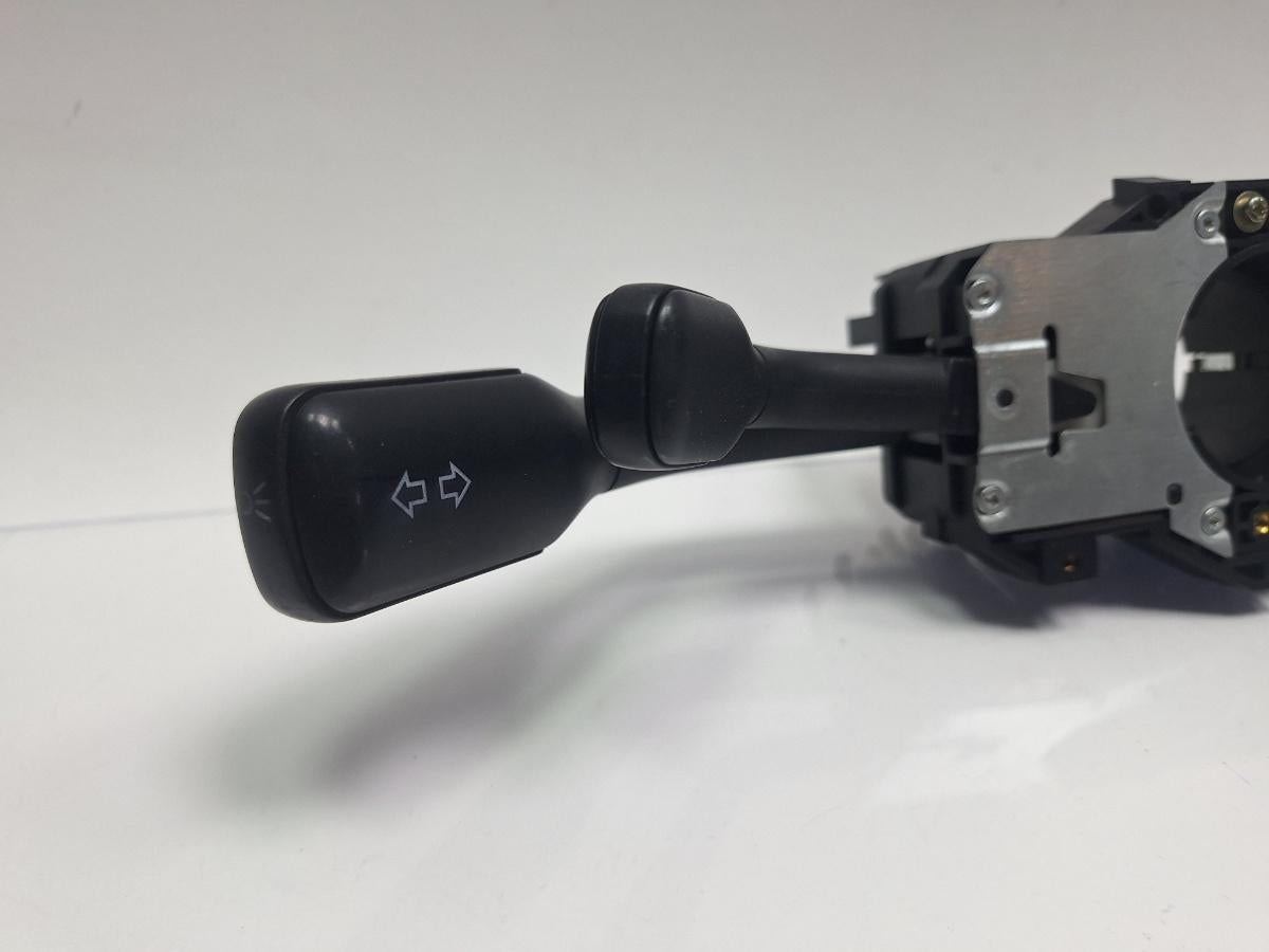 Bloc manete AUDI A4 Avant 8D5, B5 1994 - 2001 1.6 1.6 1.6 ALZ 8D9953503E