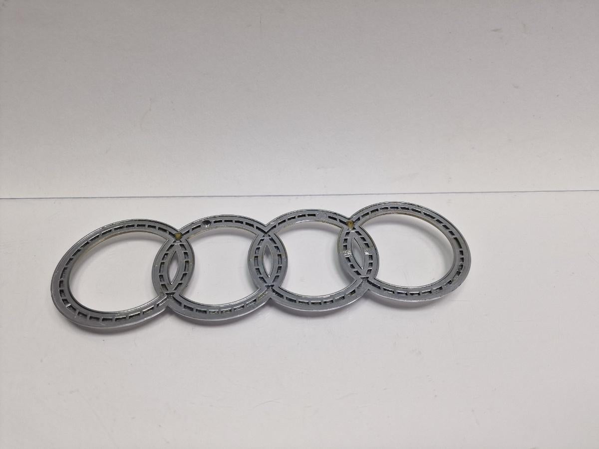 Emblema hayon AUDI A4 Avant 8D5, B5 1994 - 2001 1.6 1.6 1.6 ALZ 8D9853742