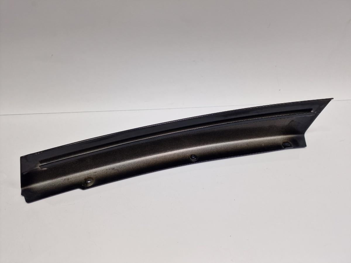 Ornament exterior stalp (C) dreapta AUDI A4 Avant 8D5, B5 1994 - 2001 1.6 1.6 1.6 ALZ 8D9853378G