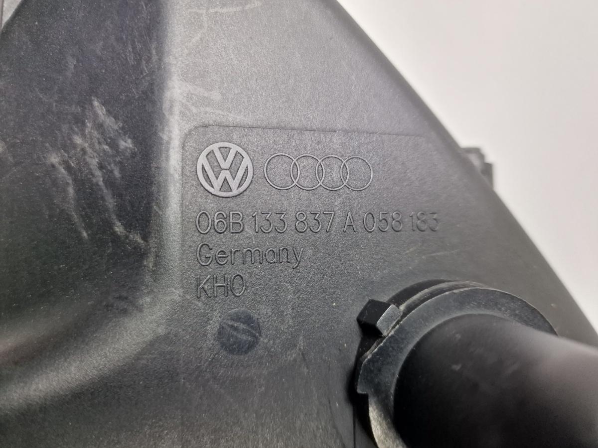 Carcasa filtru de aer AUDI A4 Avant 8D5, B5 1994 - 2001 1.6 1.6 1.6 ALZ 06B133837A