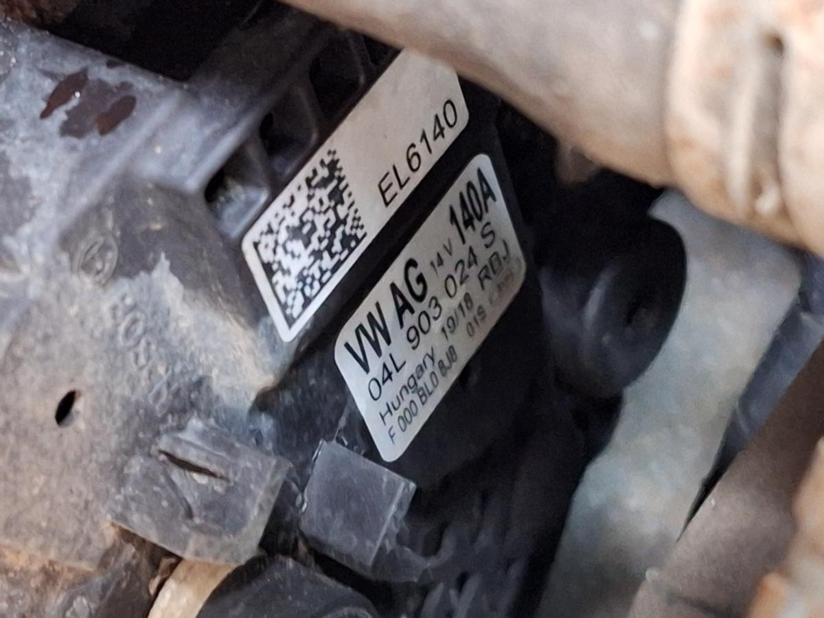 Alternator VOLKSWAGEN CADDY IV Box SAA, SAH 2015 -> 2.0 TDI CUUF, DFSC, DFSF 04L903024S