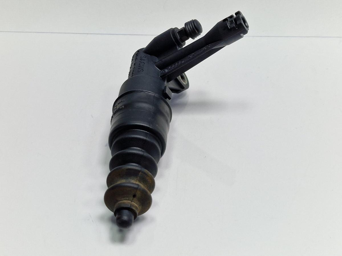 Cilindru ambreiaj AUDI A4 Avant 8D5, B5 1994 - 2001 1.6 1.6 1.6 ALZ SACHS 8E0721257F