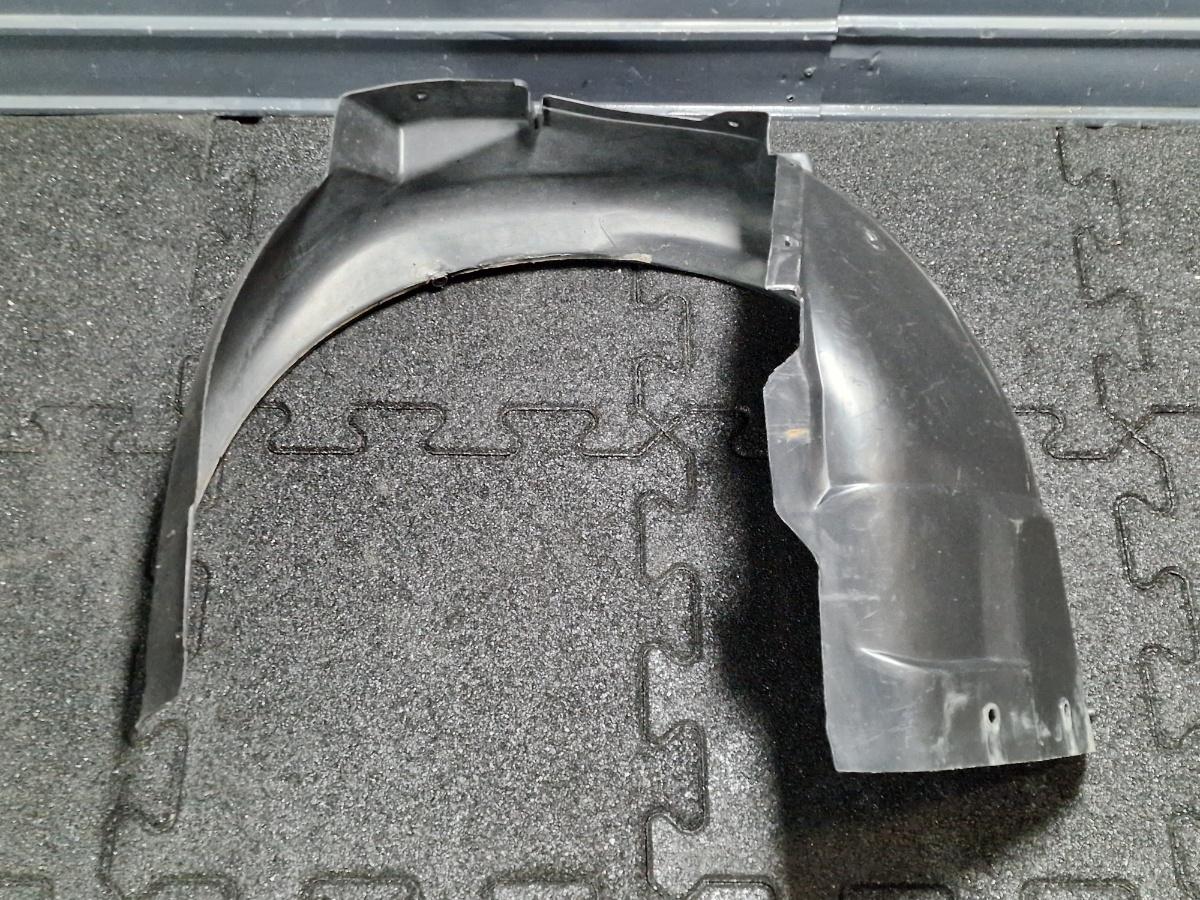 Carenaj roata stanga fata AUDI A4 Avant 8D5, B5 1994 - 2001 1.6 1.6 1.6 ALZ 8D0821171F